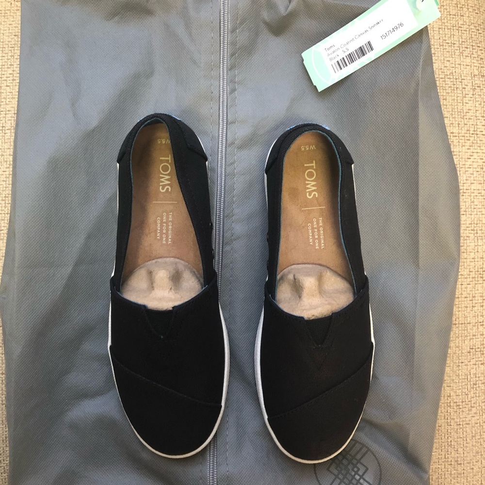 Toms Avalon Black Coated Sneaker Size 5.5 New